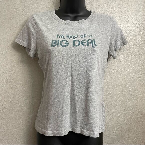Charlotte Russe Short Sleeve Gray I’m Kind Of A Big Deal Tshirt Teal Letters Lrg - Picture 1 of 11